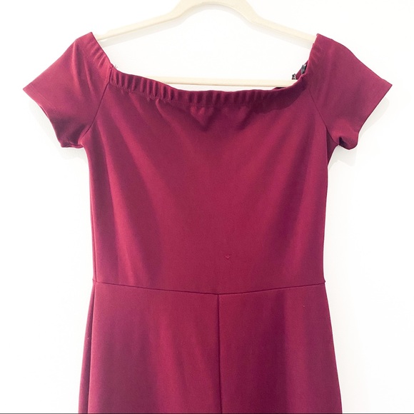 ✨ Lulu’s | Alleyoop Burgundy OTS Jumpsuit - Picture 3 of 10